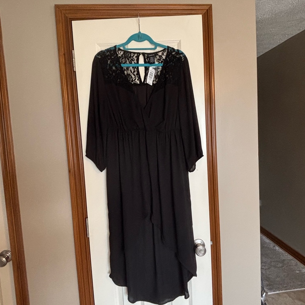 🌟NWT🌟Torrid Black High Low Dress with Lace Detail